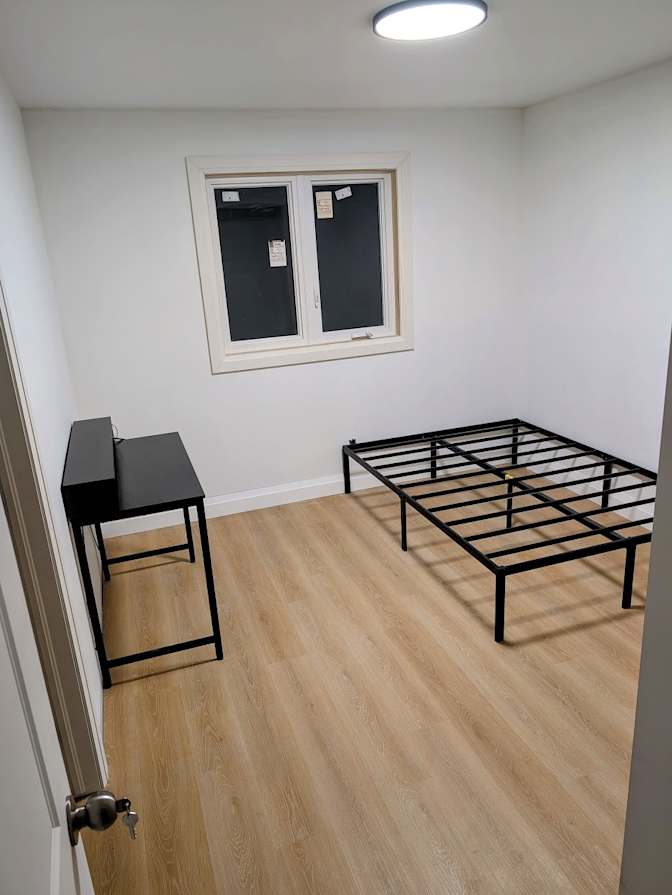 Student Rentals UWindsor's room