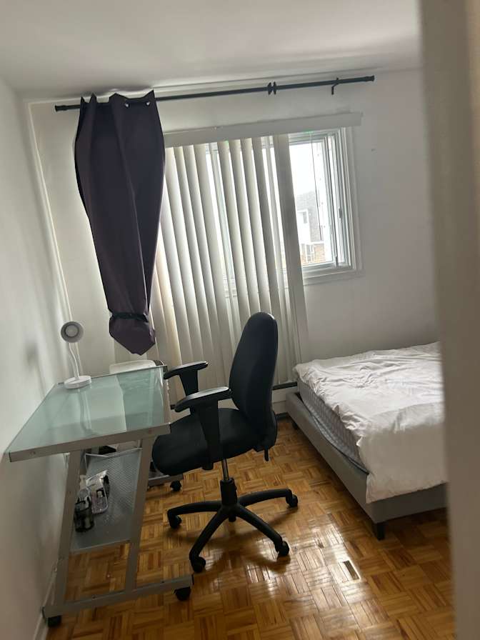 Steven's room