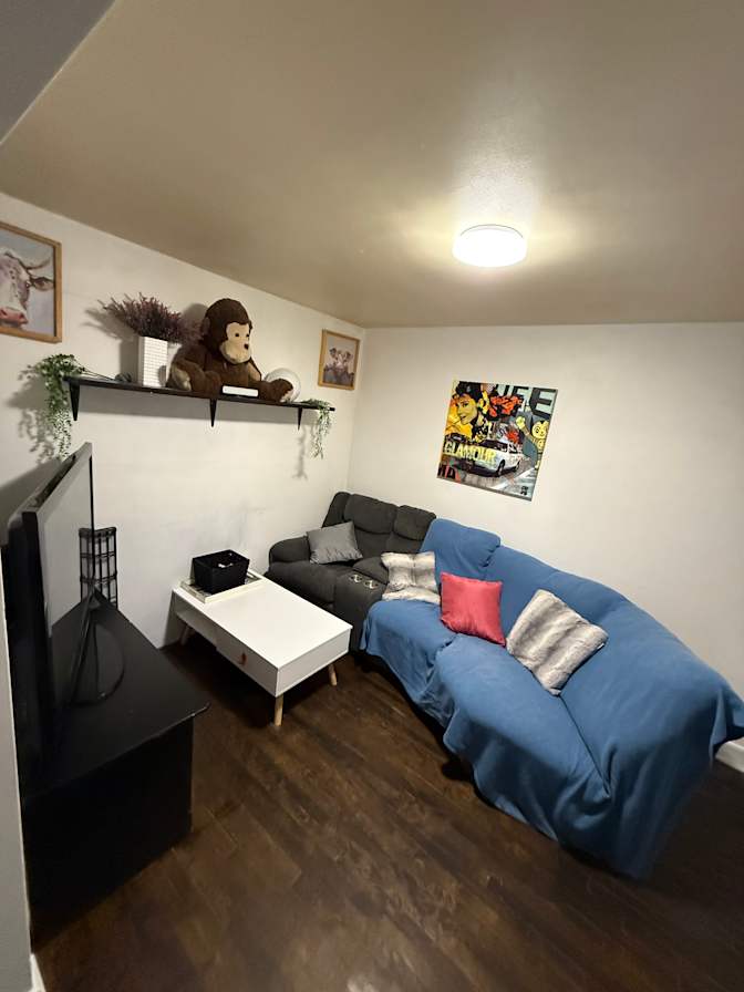 Melodie Piche's room