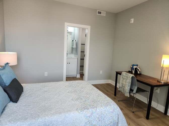 Tee's room