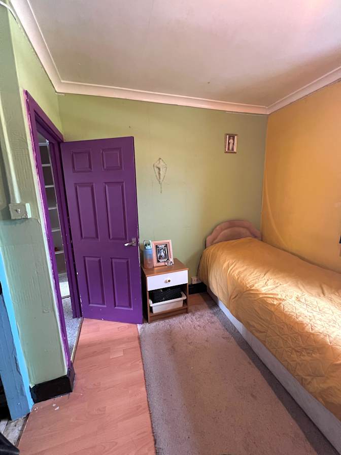 Jennifer's room
