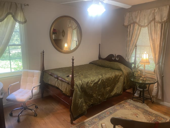 John V Mahan's room