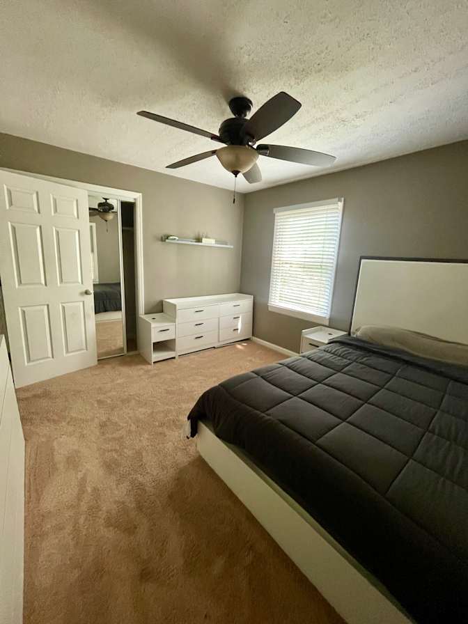 Ricardo's room