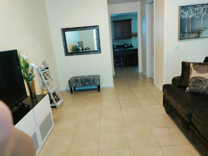 Dennis Room's room