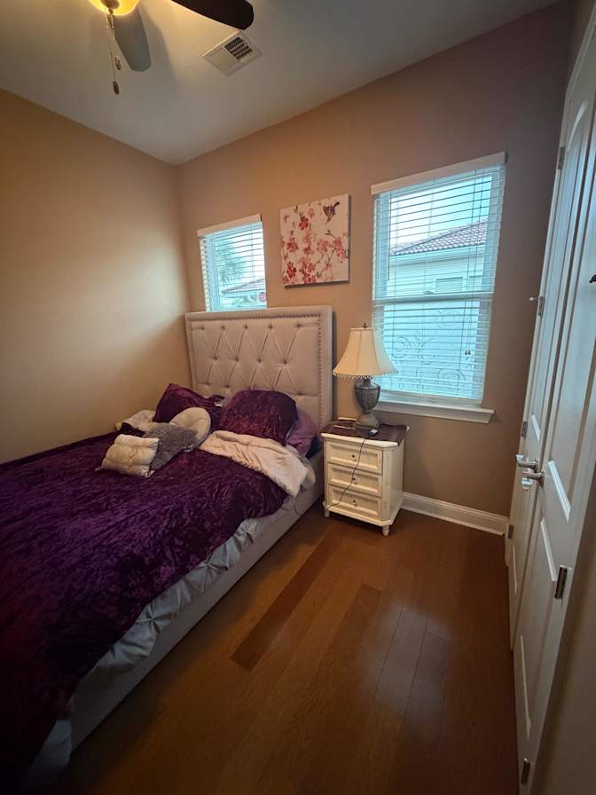 PadSplit's room