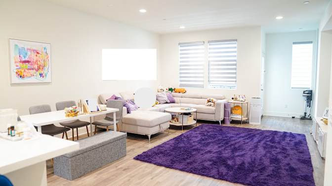 Elle's room