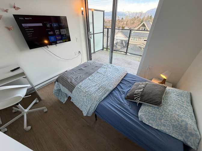 Olivia's room