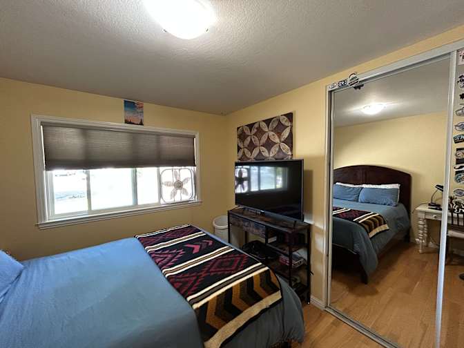 Annie's room