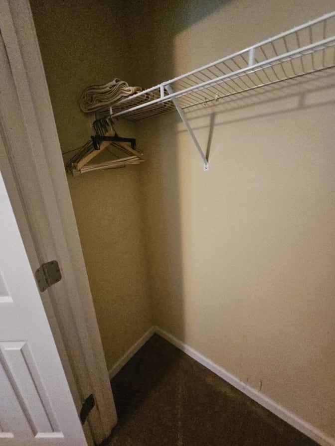 CL&C Property Management and Consulting's room