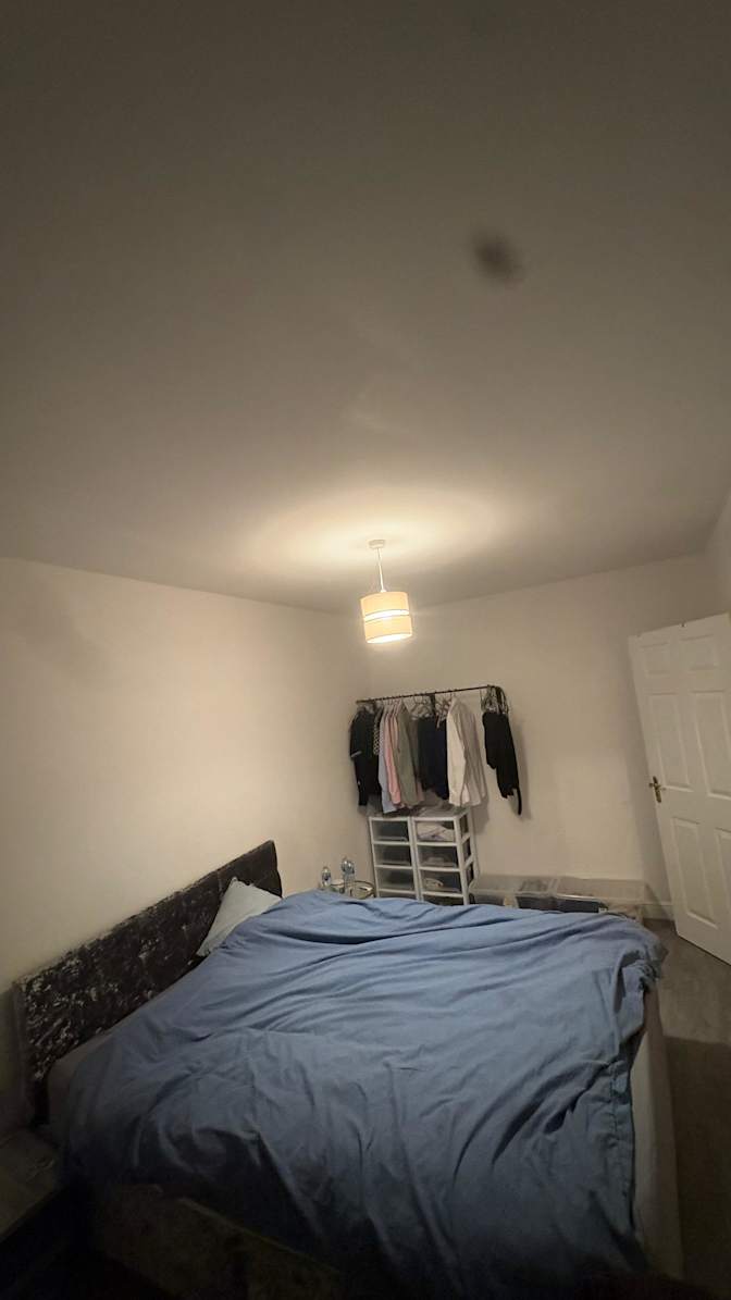 Hamudi's room