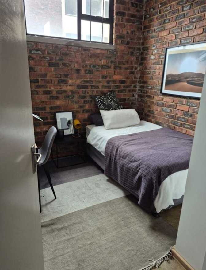 Brad b's room