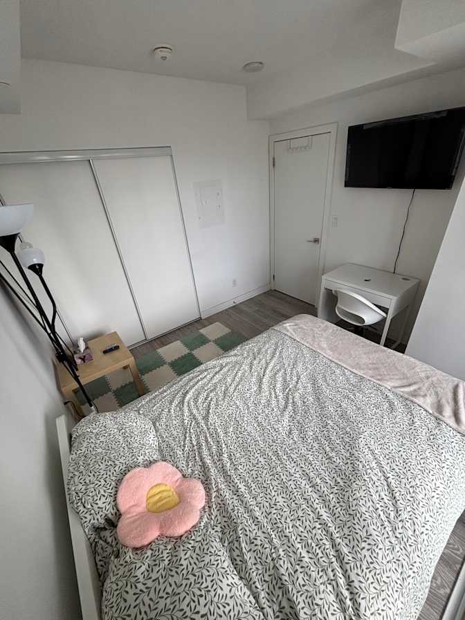Innova's room
