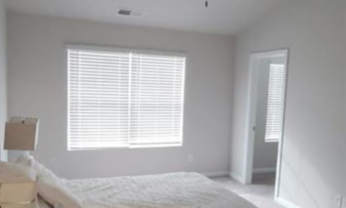 Alcove Rooms's room