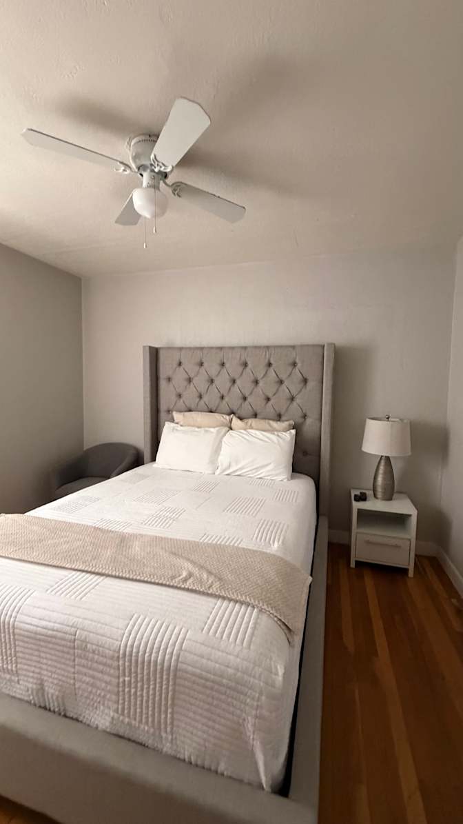 liz's room