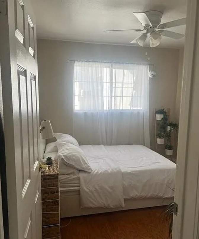 Angellica's room
