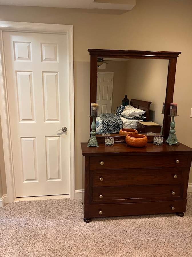 Zehra's room
