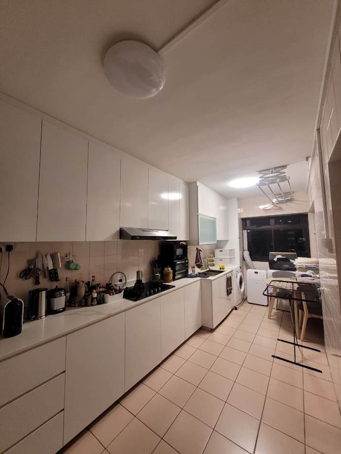 Carlos Salvador's room