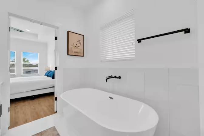 CONVENO GROUP's room