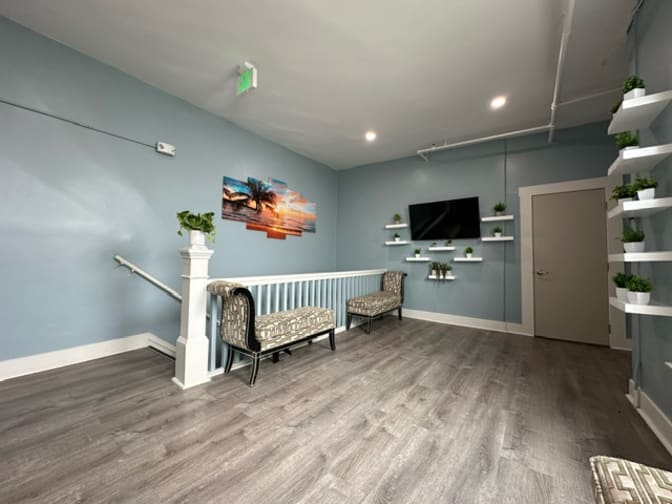 Ken Patel's room