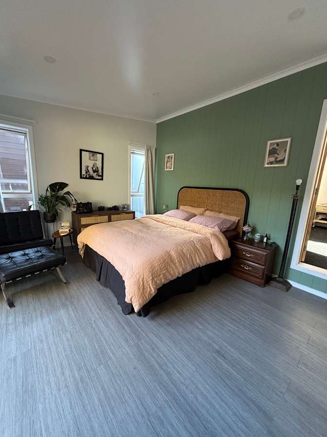 neve's room