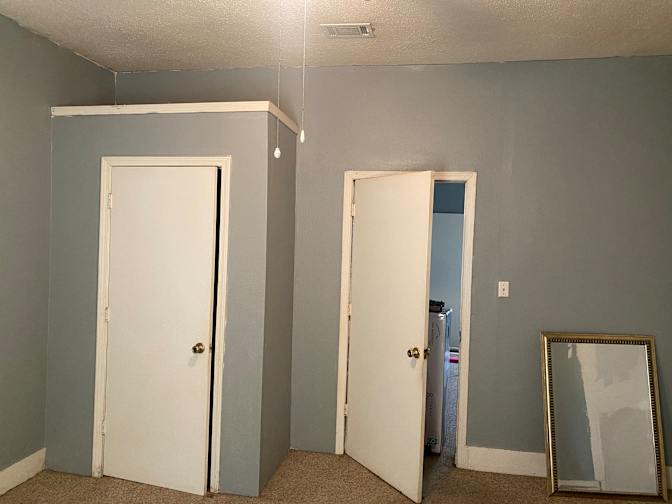Leon's room