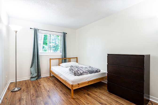 Gareth Skipp's room