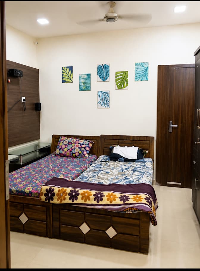 Anand Nagre's room