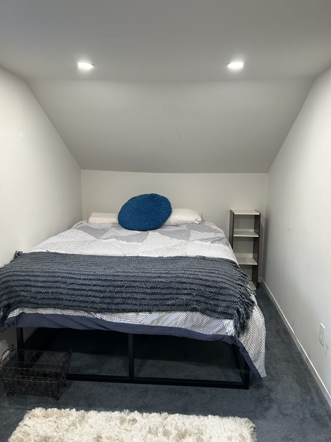 Carissa O.'s room