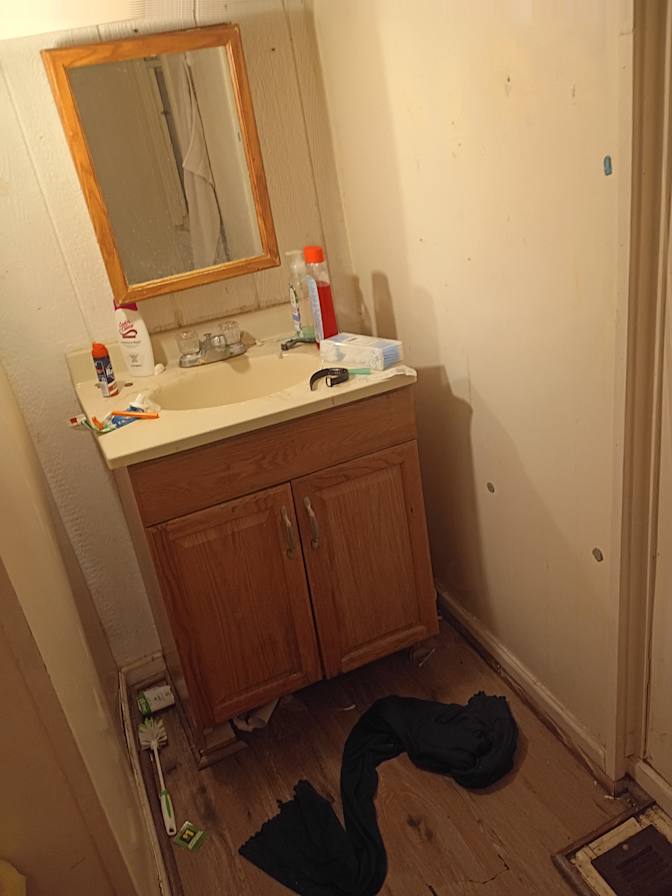 Arin's room