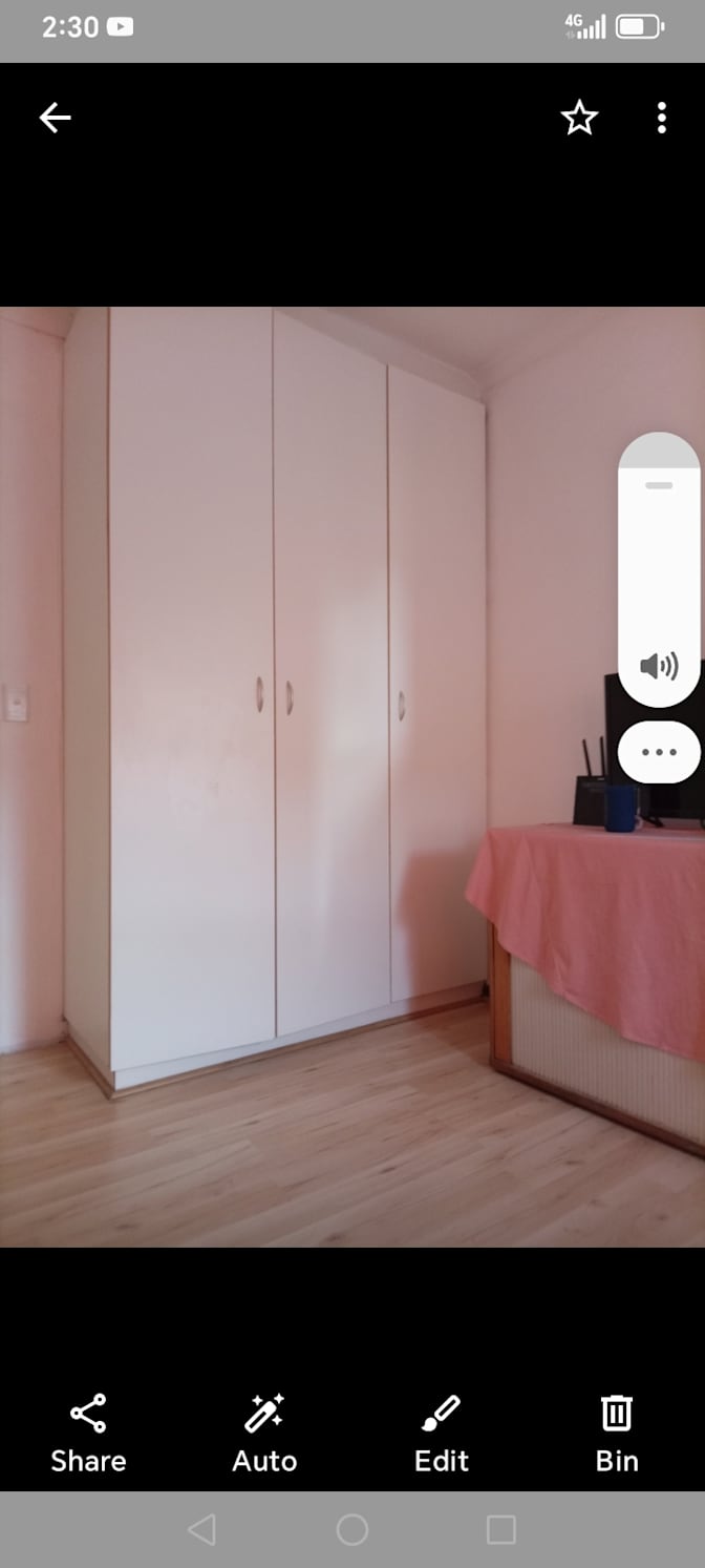 RE's room