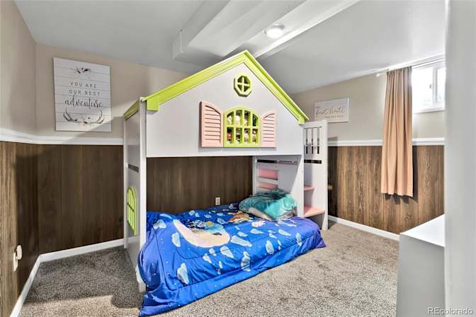 Darrin's room