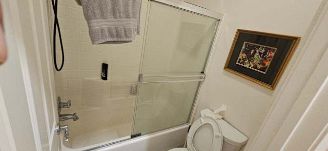 Elite Realty's room