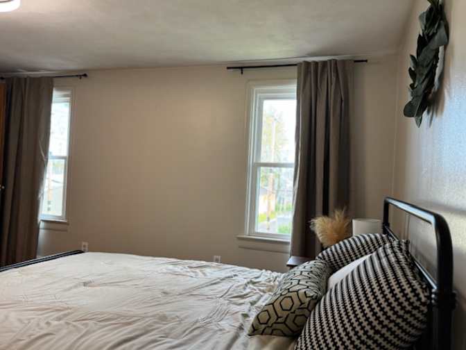 Elisa's room