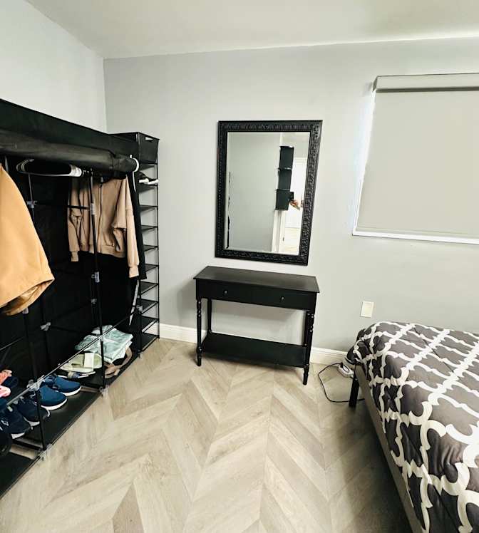 Johana Hidalgo's room