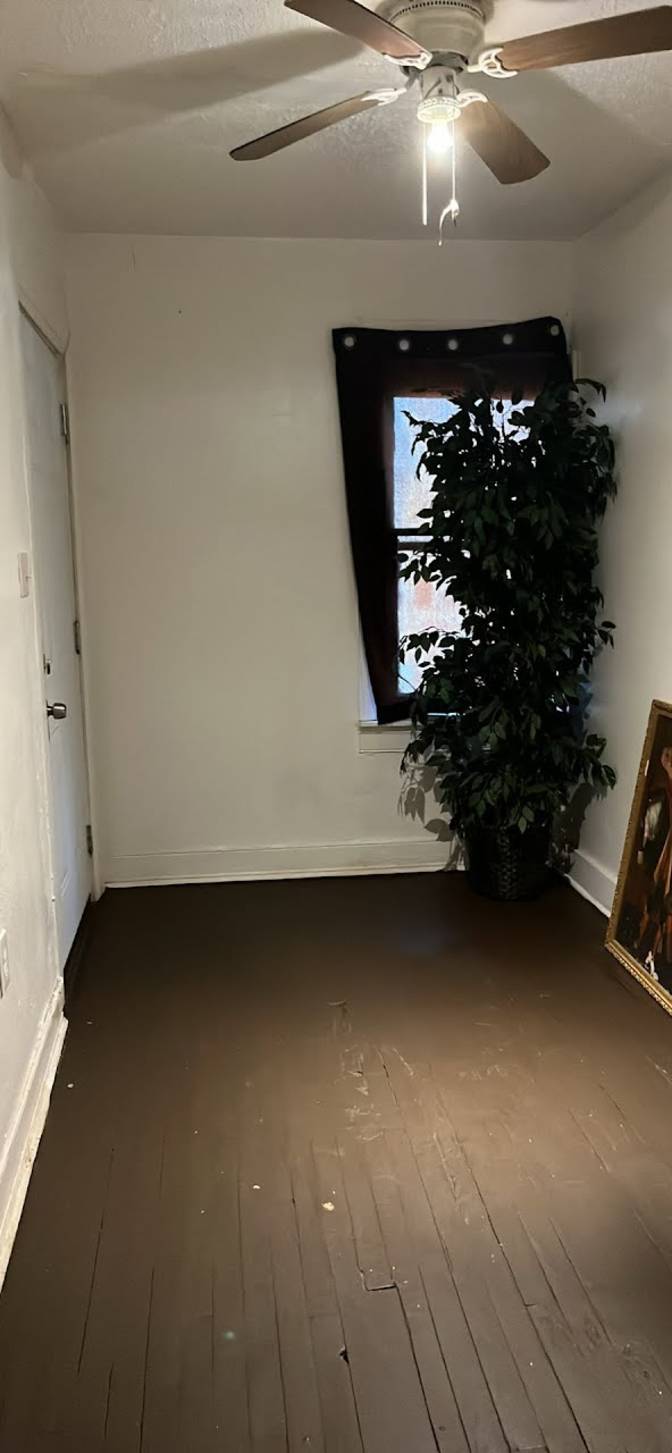 Kingston's room