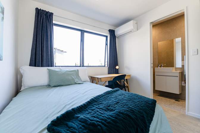 Ateria's room