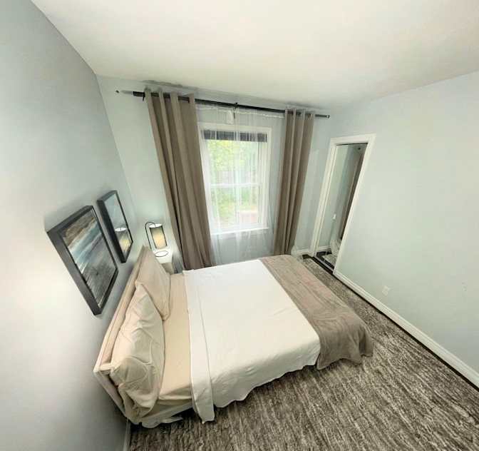 Caro's room