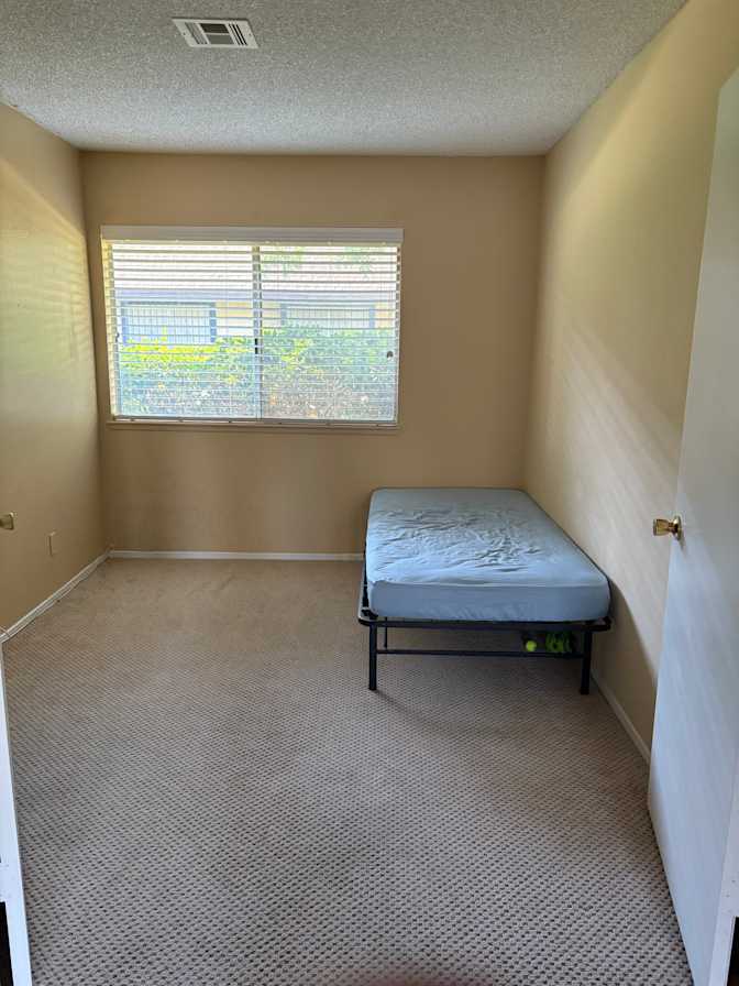 Dion Espartero's room