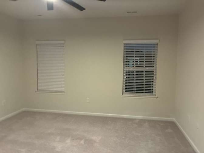 Alcove Rooms's room