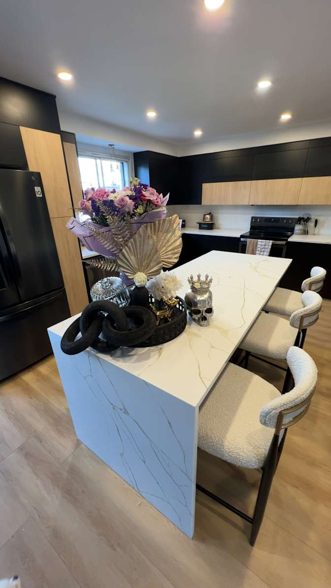 Marilyn Delbello's room