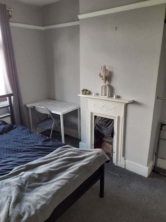 james's room