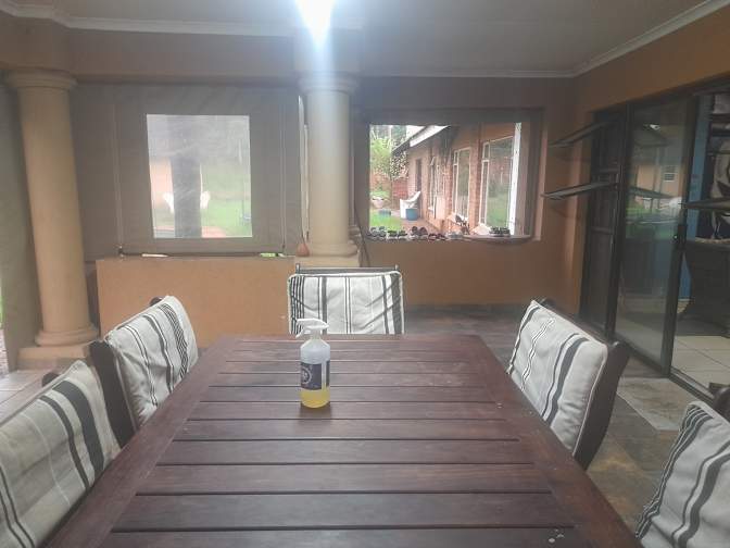 Ntsele's room