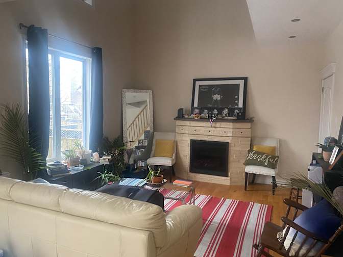 Sara's room