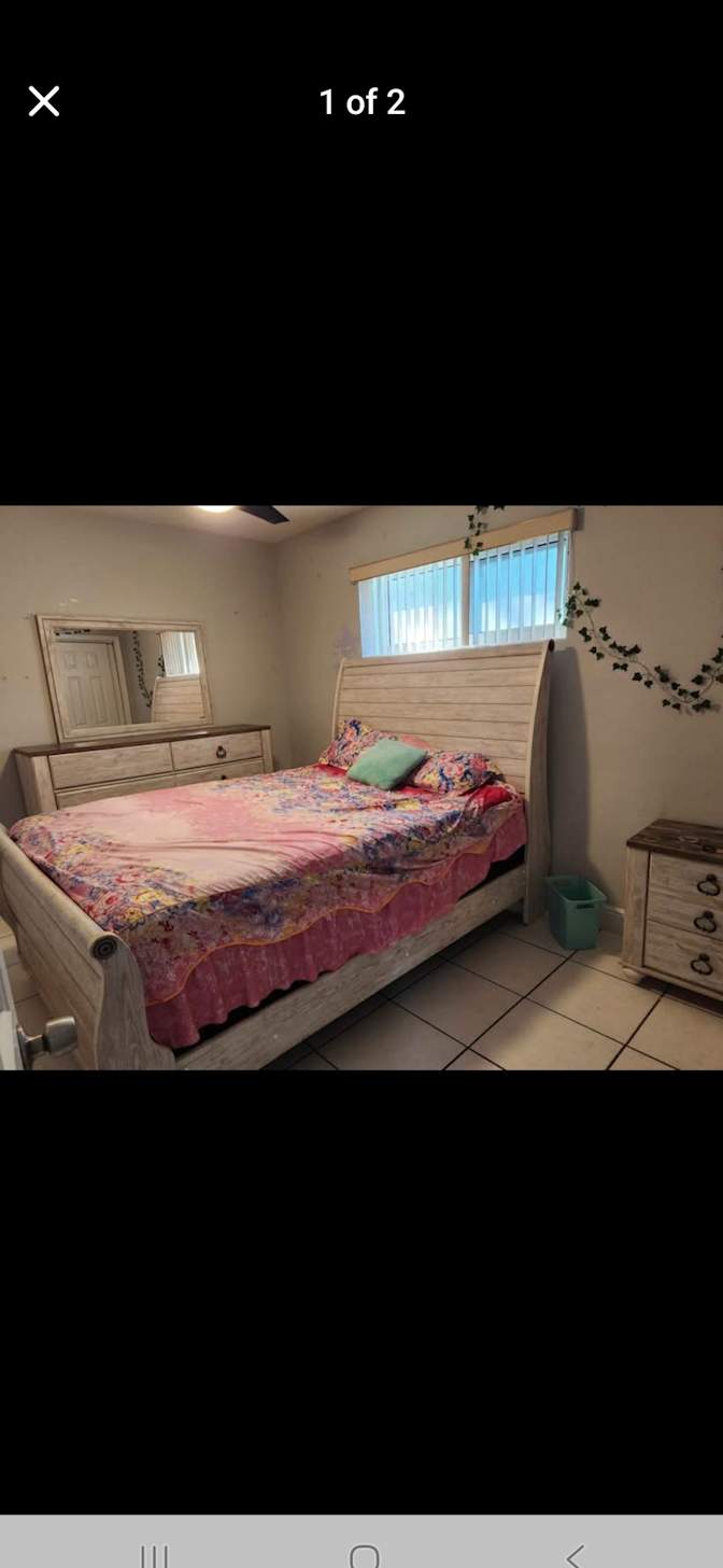 SALLY's room
