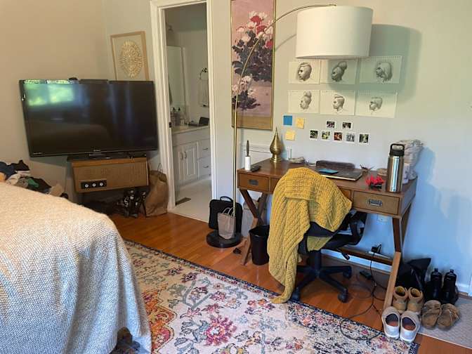 Jundong "JD"'s room