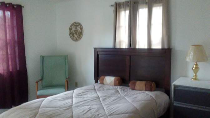 THOMAS's room
