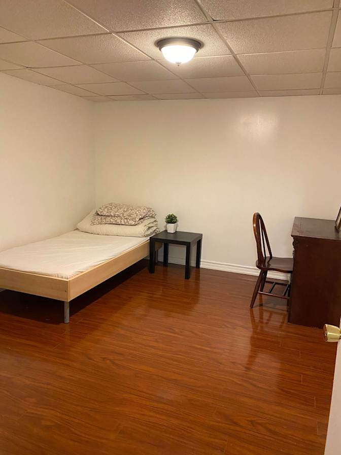 Wendy Tran's room