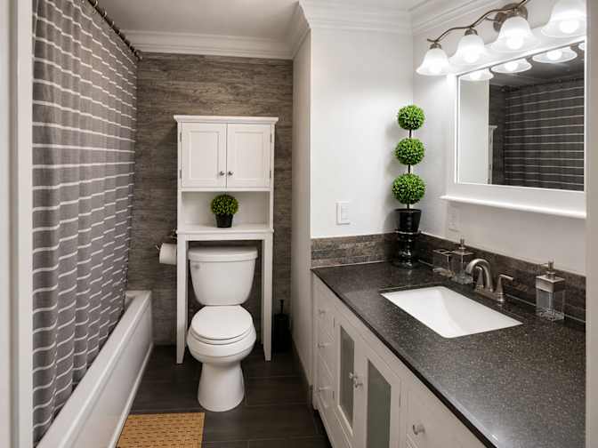 Beautiful Furnished Private Room with Private Bathroom's room