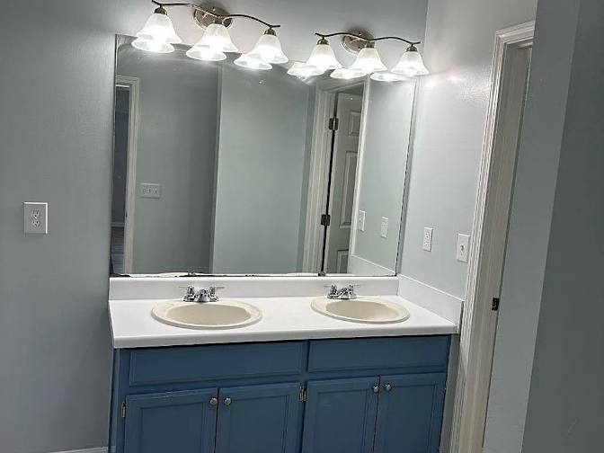 Alcove Rooms's room