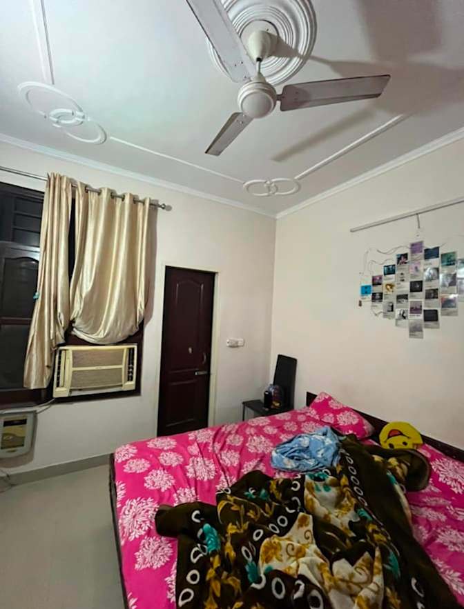 Jiya Thakur's room